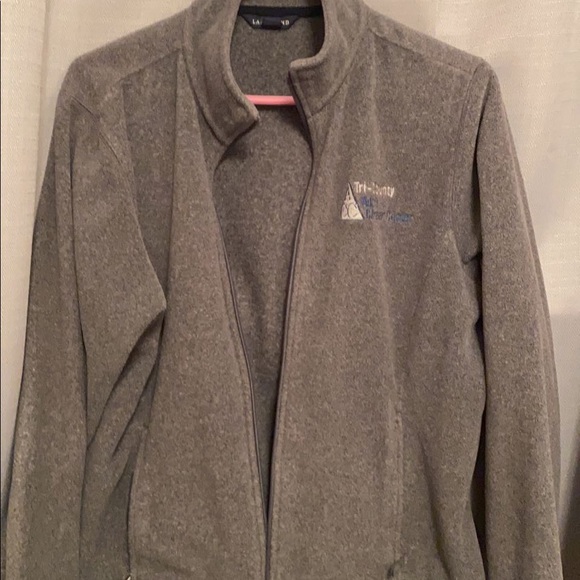 Clothes - Picture 5 of 16